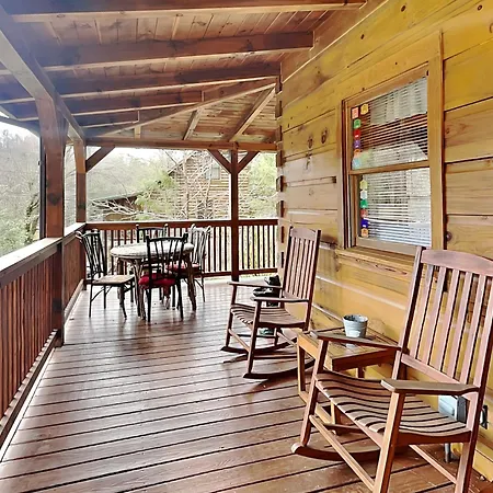 Villa Scooter Bears Den